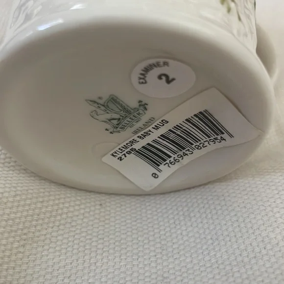 Belleek Vintage Baby Shamrock cup mug mint condition - Picture 2 of 3